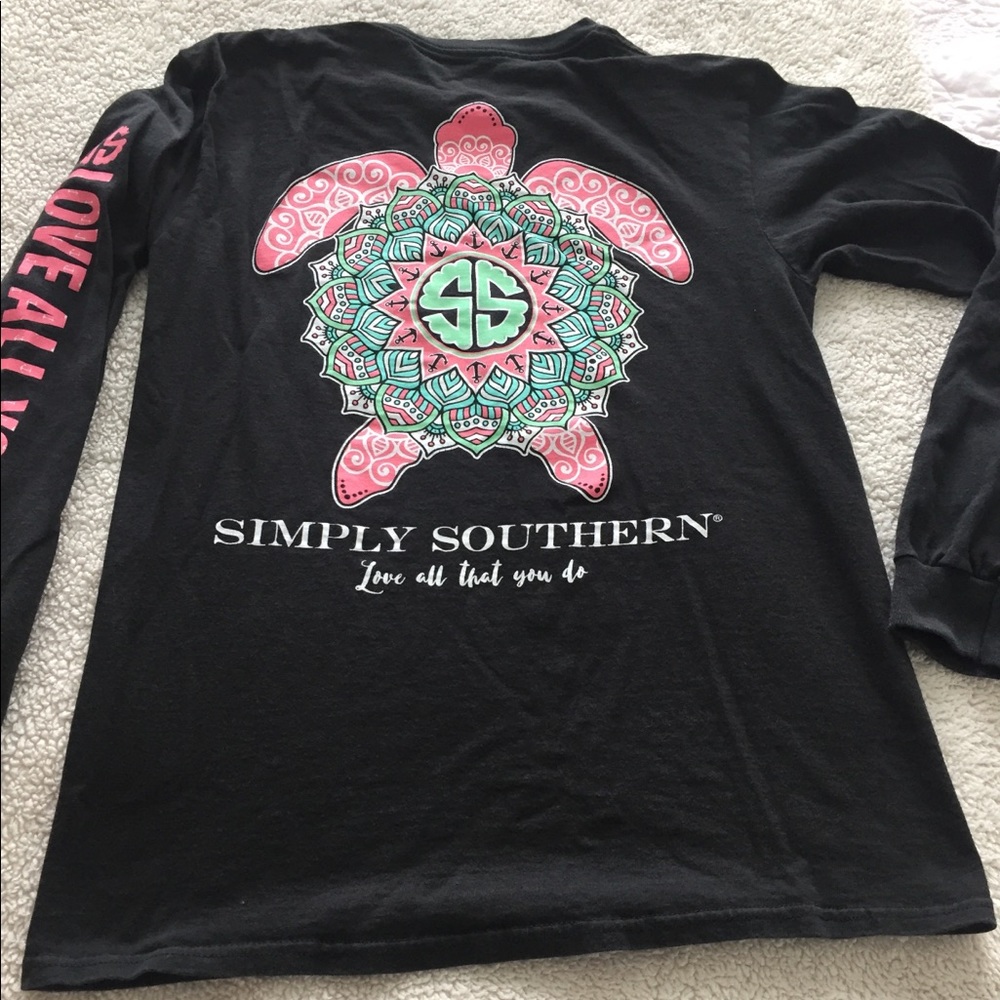 Simply Southern long sleeve size small shirt